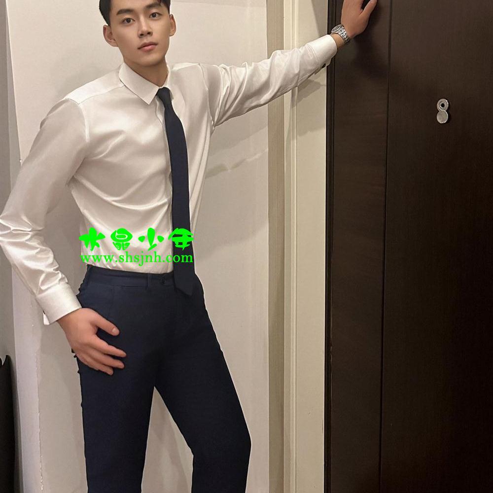 Professional Massage Spa 186 Height, Weight 76kg, Sports Student, Sunshine